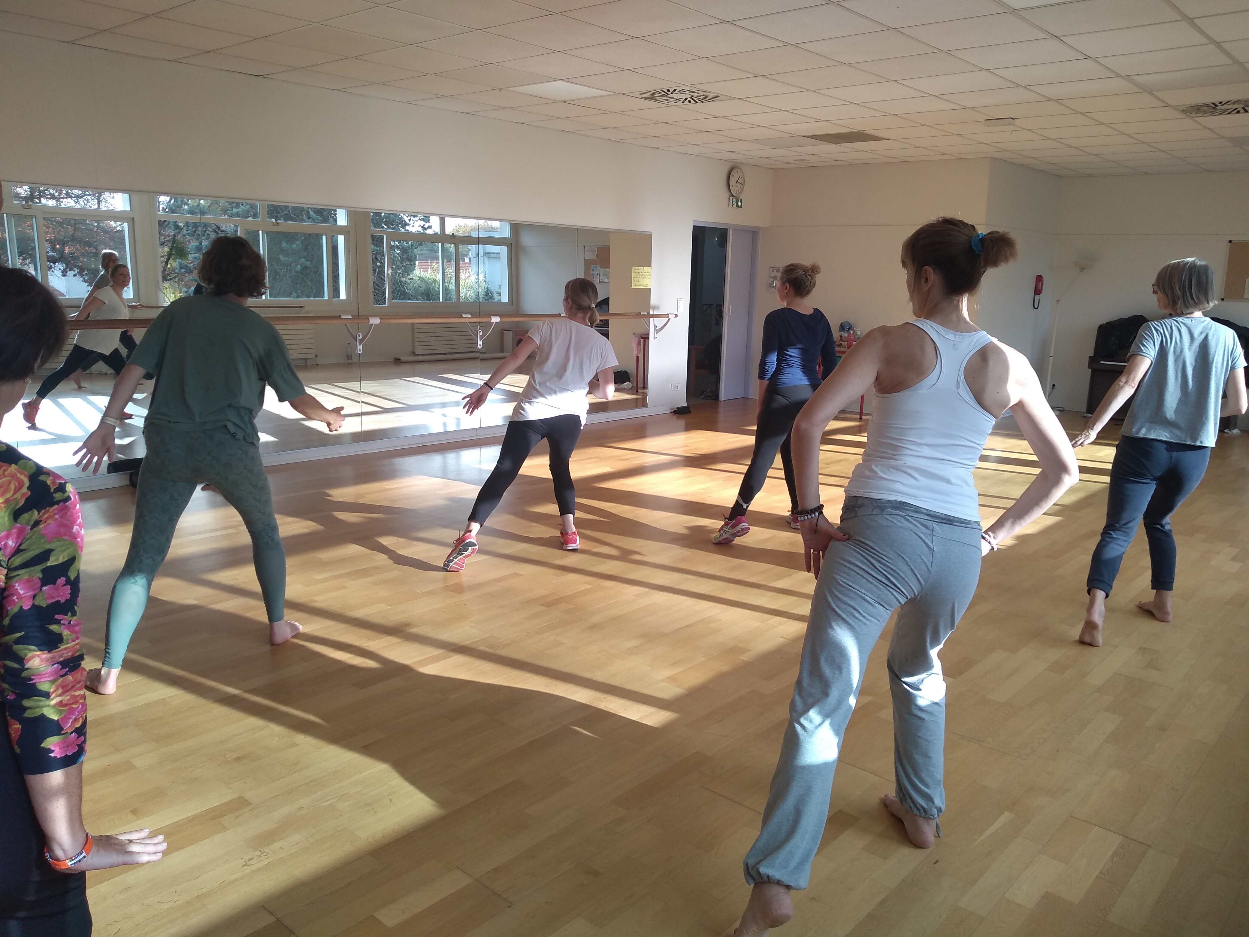 Photo 2 de la galerie cardio-danse